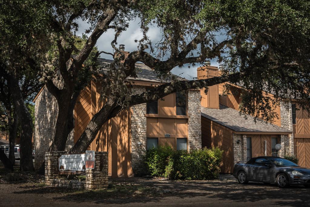 Cypress Fairway Village Wimberley Extérieur photo