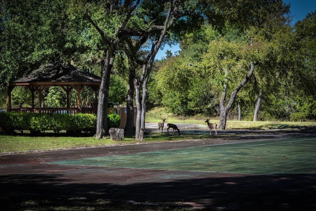 Cypress Fairway Village Wimberley Extérieur photo